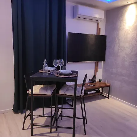 Apartment La Splenzia Jacuzzi Wifi Clim *