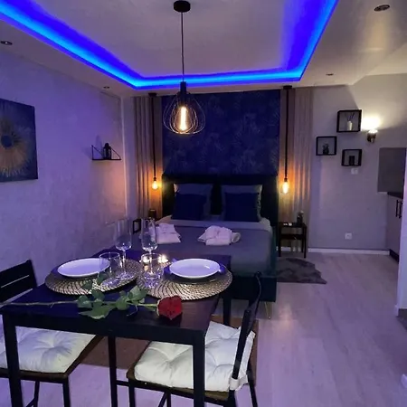 La Splenzia Jacuzzi Wifi Clim Avignon