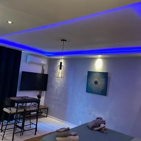 La Splenzia Jacuzzi Wifi Clim
